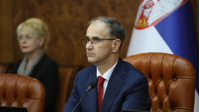 Macut: Napad na državu